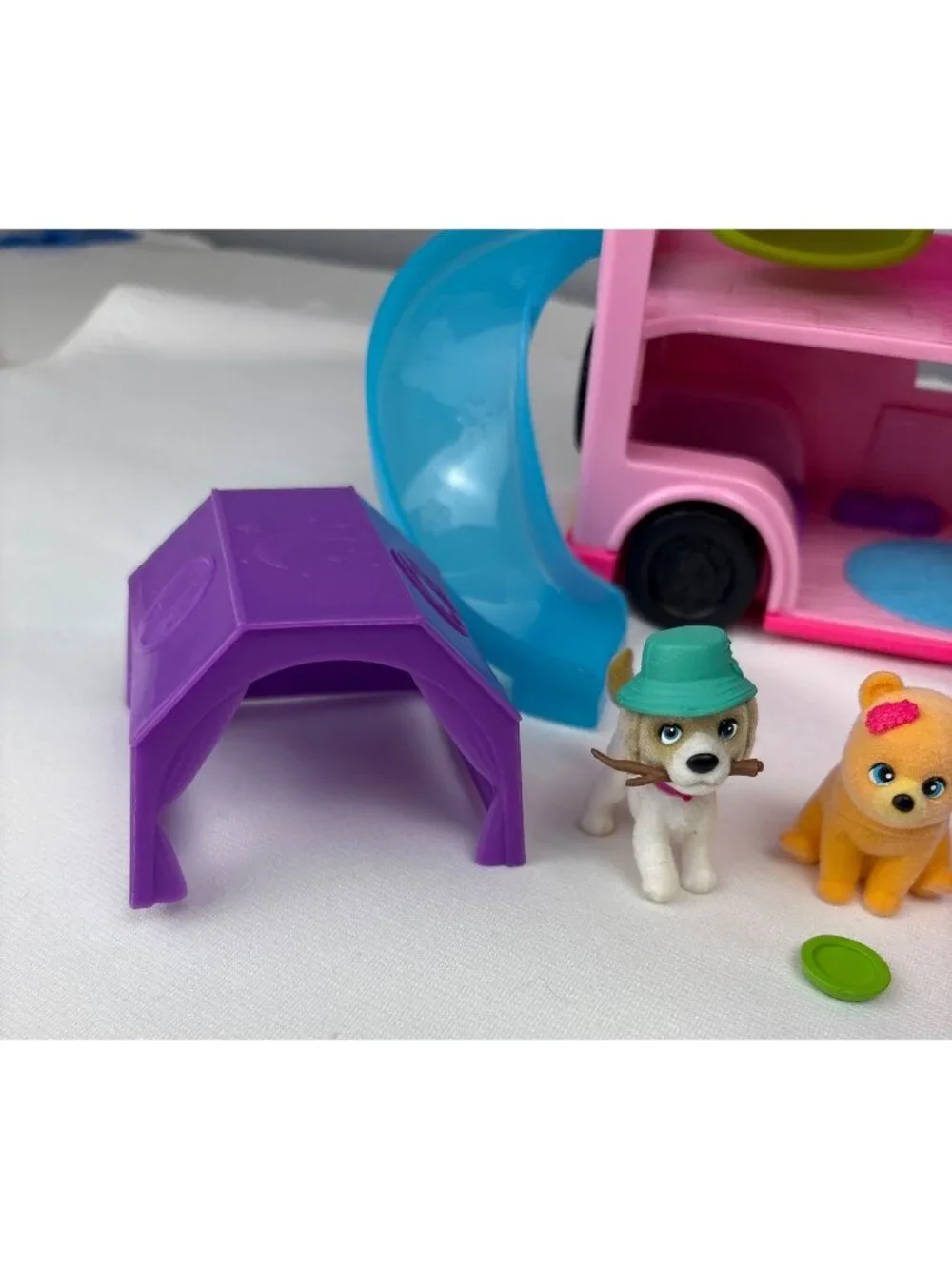 Barbie Pet Camper Playset w/ Accessories Figures Pink Slide Grill Pup Fun